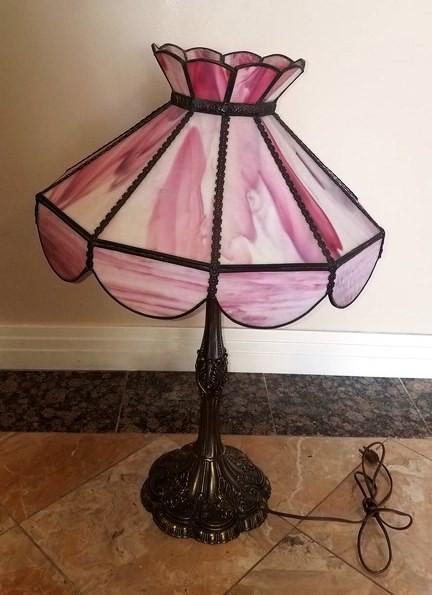 LEADED GLASS SHADE TABLE LAMP (PURPLE & WHITE SHADE)