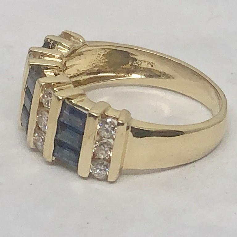 14KT YELLOW GOLD BLUE SAPPHIRE AND DIAMOND RING