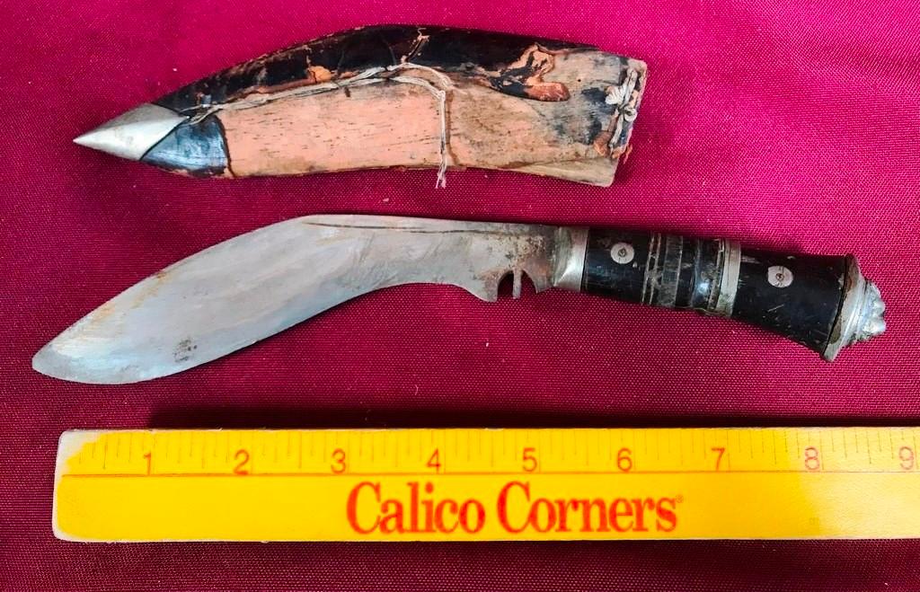 ORNATE CARVING KNIFE SET & DAGGER