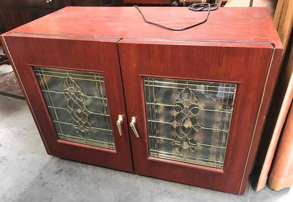 DOUBLE DOOR WOOD CABINET WINE COOLER