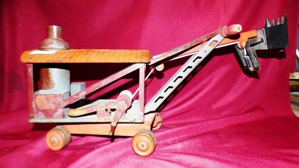 22" LONG ANTIQUE TRUCK TOY