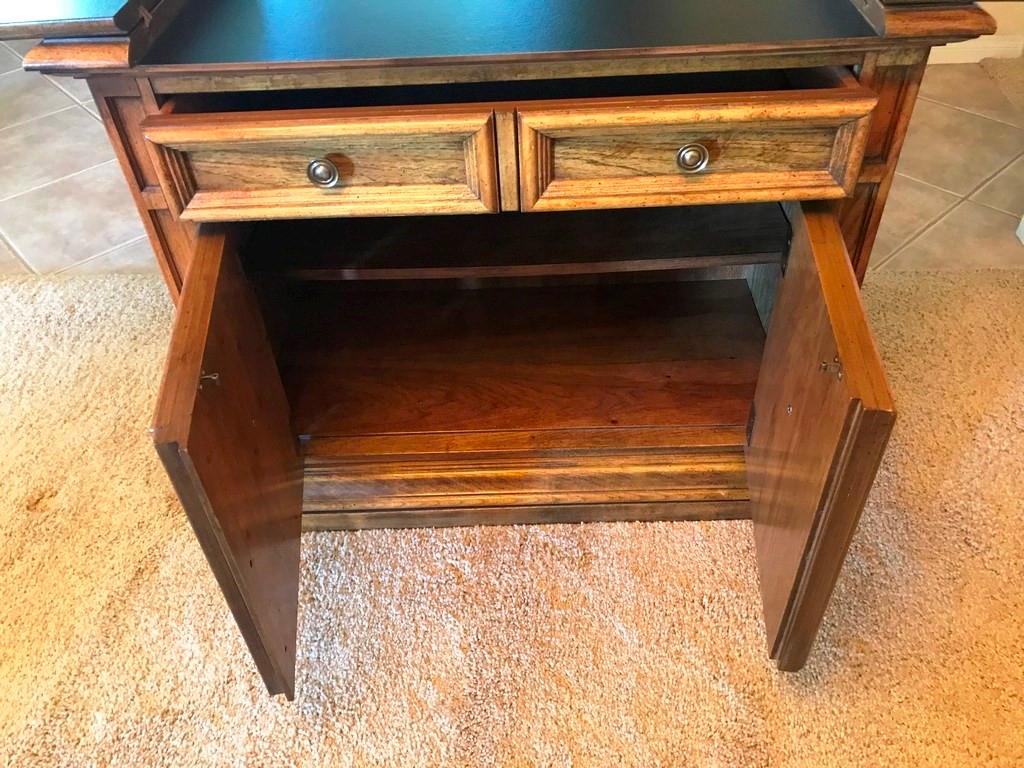 STANLEY FURNITURE QUALITY SERVER/BUFFET