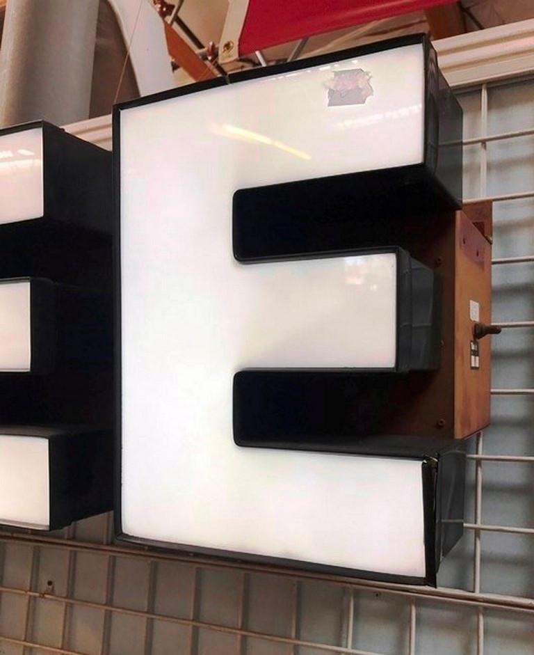 6.5" LONG "COFFEE" LETTER LIGHTED SIGN BY TUBE ART (1 OF 2)
