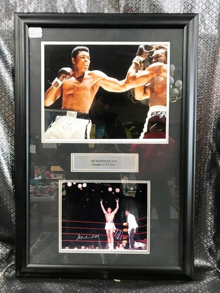 SIGNED MUHAMMAD ALI "THE GREATEST OF ALL TIME" FRAMED ARTWORK