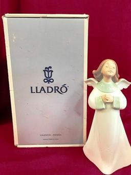 9" TALL LLADRO ANGEL WITH ORIGINAL BOX