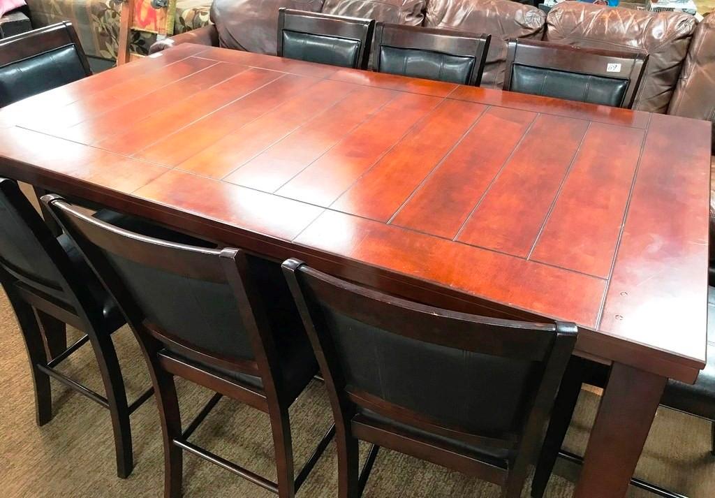 PUB RECTANGULAR TABLE & 8 BARSTOOLS