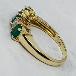 14KT YELLOW GOLD 1.50CTS EMERALD AND .40CTS DIAMOND RING