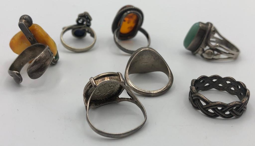 7 Sterling Rings - 2 Are Amber, 1 Is Agate, Sizes 7 Thru 9