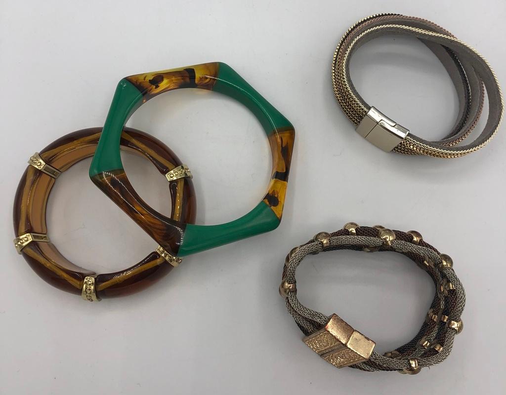 4 Vintage Cool Bracelets