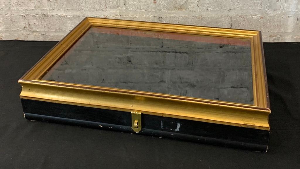 Gold Leaf Display Case W/ Hasp - 20"x14"