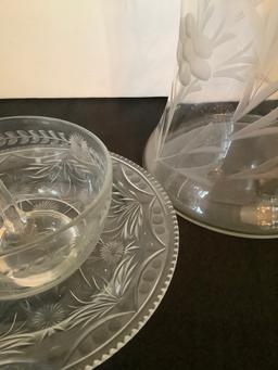 Nice Vintage Etched Glass Water Pitcher;     8 Etched Glass Plates;     Cru