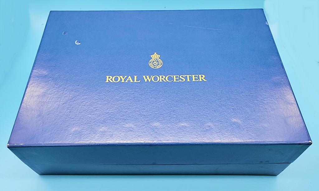 Set Of Royal Worcester Demitasse Cups & Saucers - In Box;     6 Demitasse S