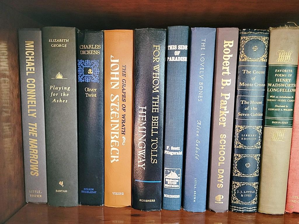 Large Estate Lot Books