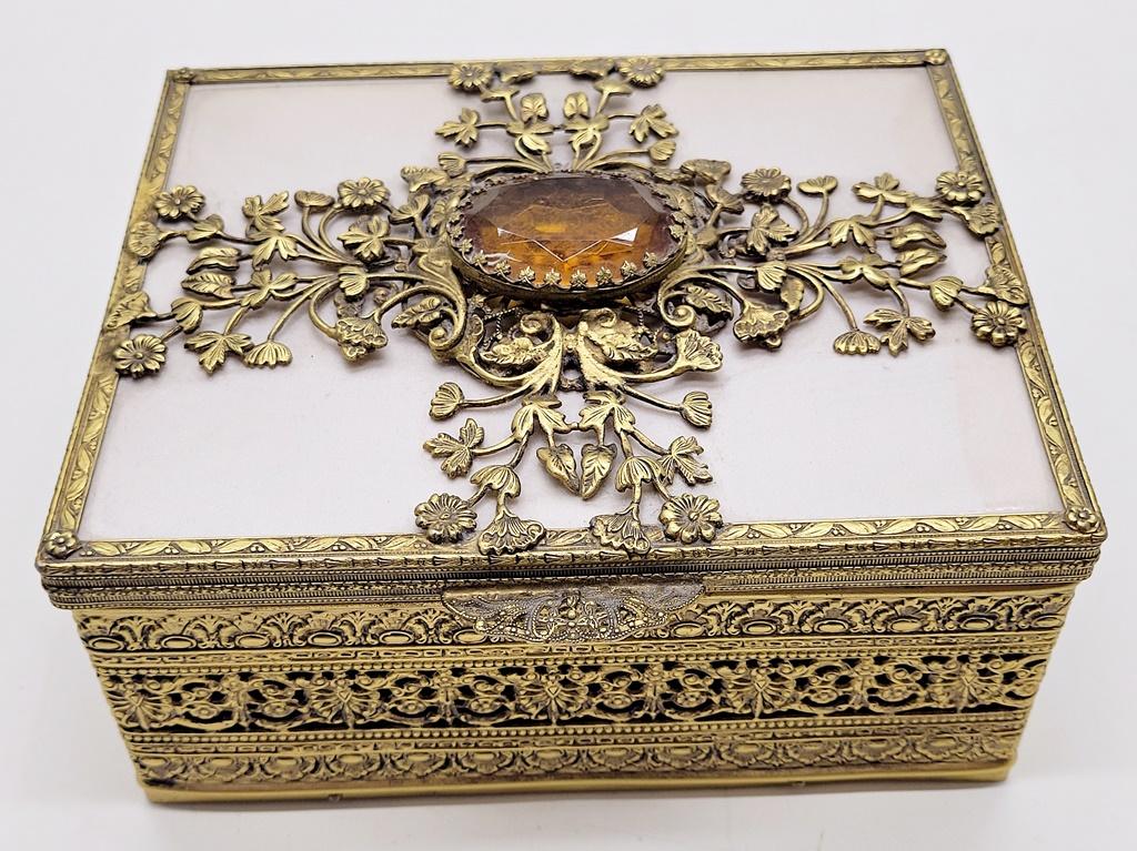 Very Cool 6-piece Filigreed Metal Dresser Set W/ Amber Glass Medallions - I