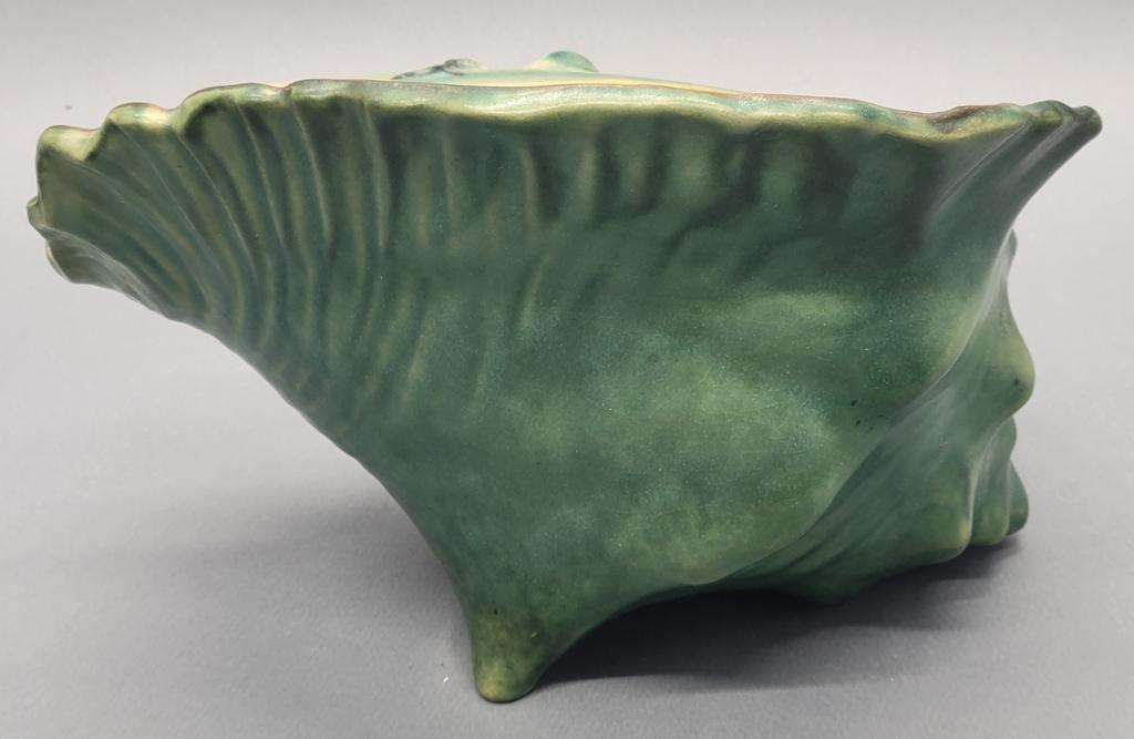 Roseville Pottery Magnolia Green Conch Shell - 454-8