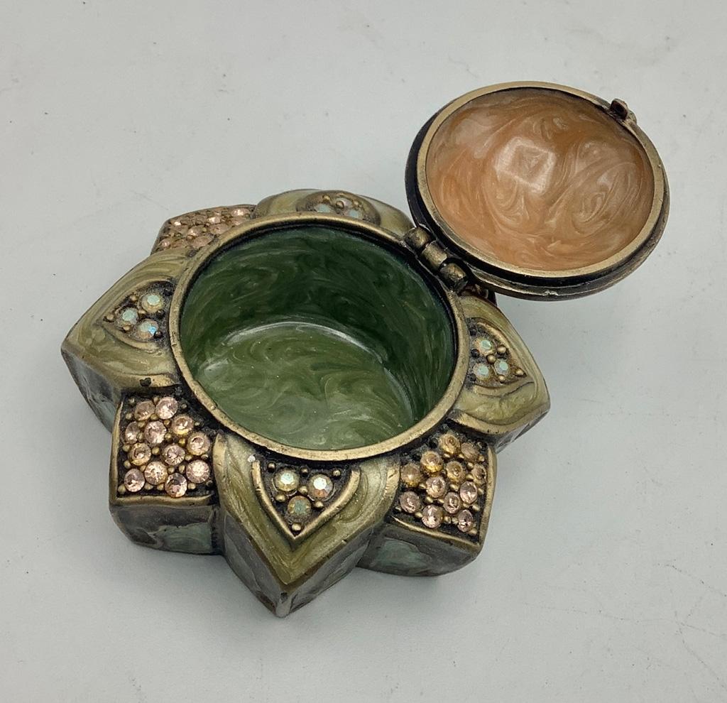 Jay Strongwater Lotus Star Roget Persia Collection Trinket Box W/ Swarovski