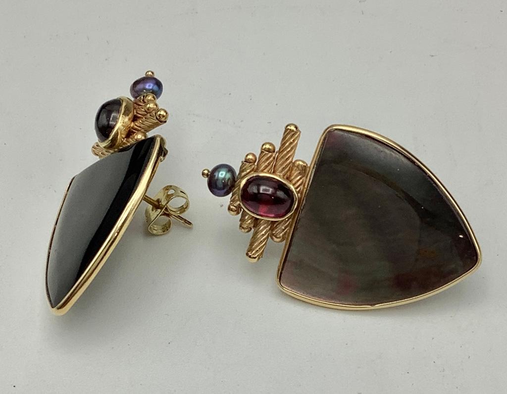 14kt Garnet, Mother Of Pearl & Black Pearl Earrings - 1" (8.3g Total Weight