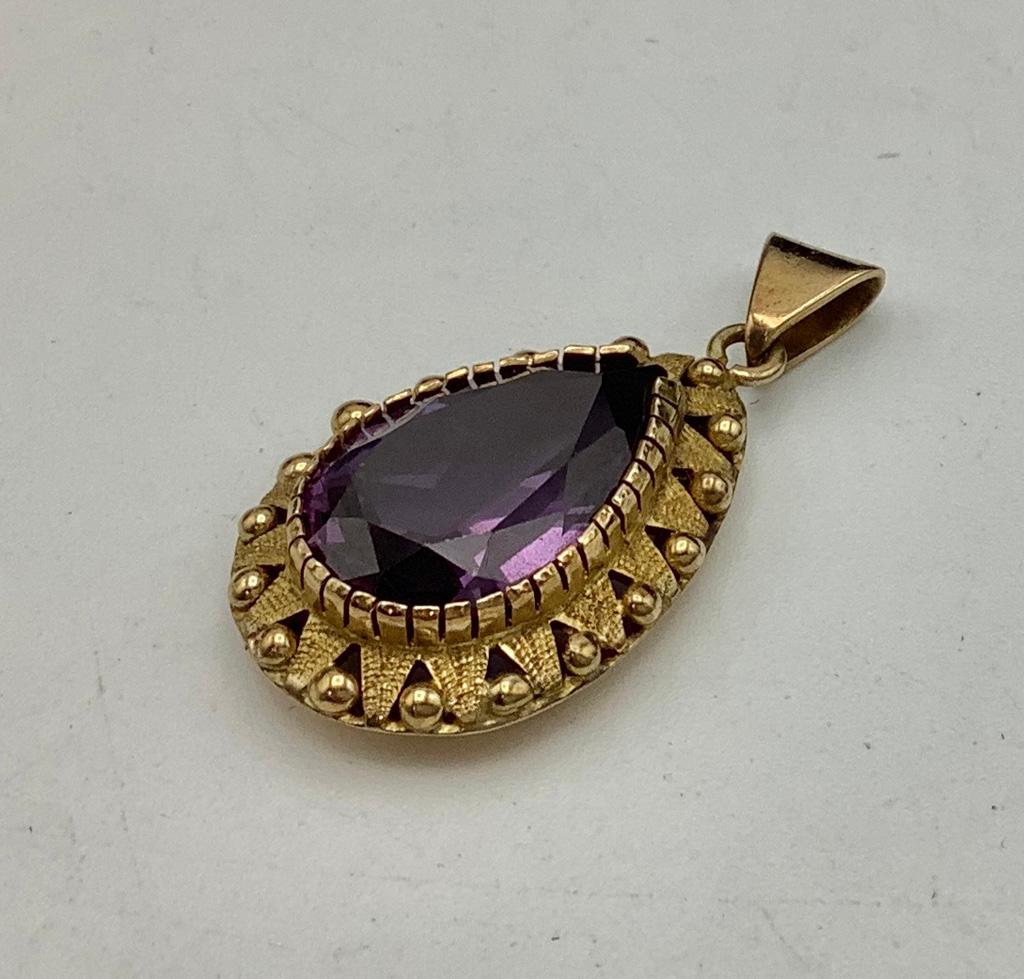 14kt Amethyst Pendant - 1¼" (3.8g Total Weight)