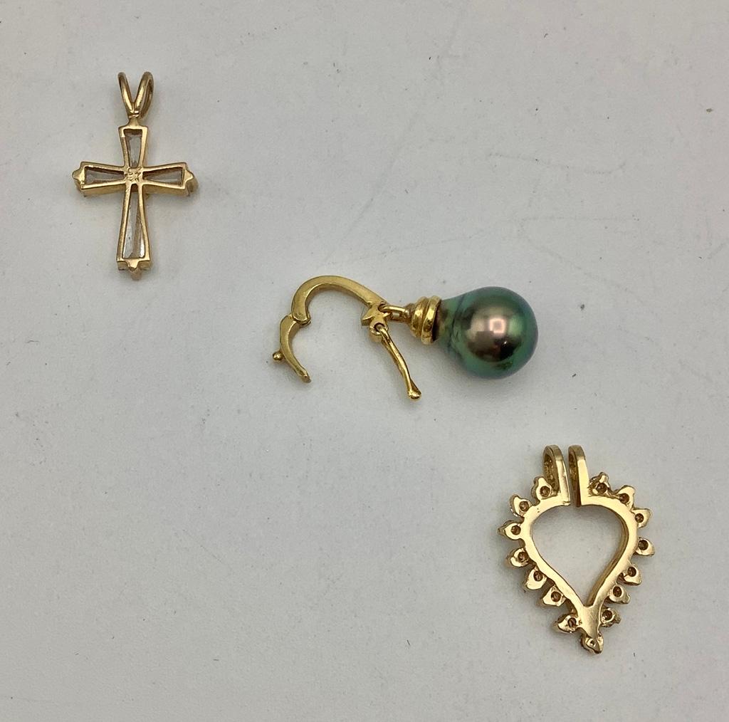 3 Pendants: 14kt Diamond Heart, 14kt CZ Cross, 18kt Black Pearl (4.7g Total