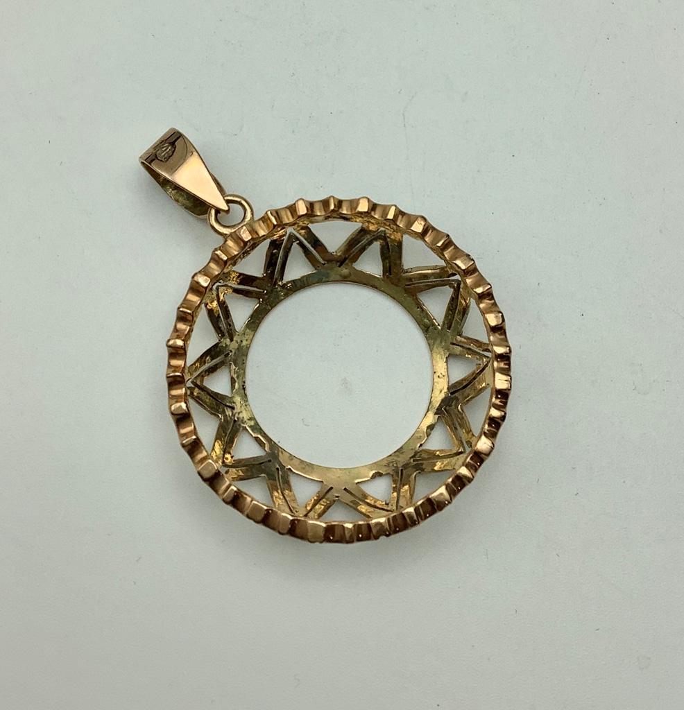 14kt Round Pendant - 2½"x1½" (1.07g Total Weight)