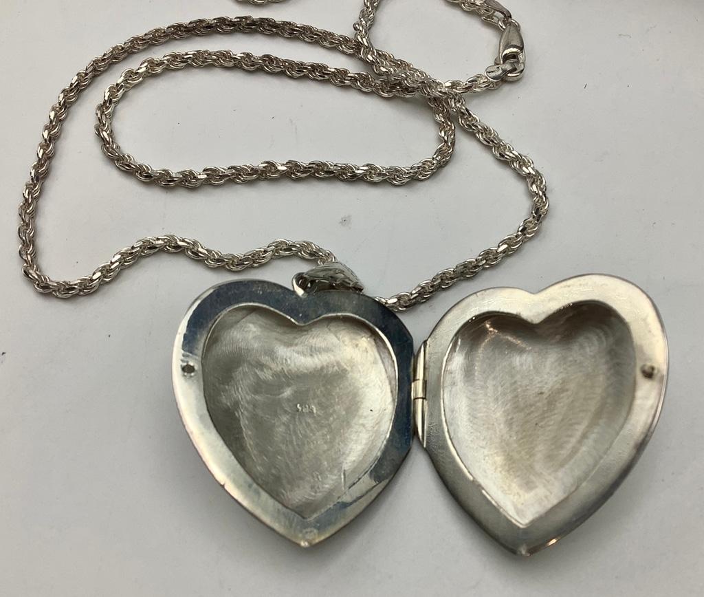 24" Sterling Chain W/ Heart Locket (0.95 Ozt Total Weight)