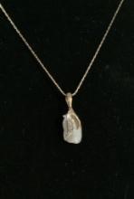 14kt Freeform Pearl & Diamond Necklace - 18" Chain (3.3g Total Weight)