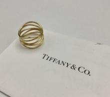 Tiffany & Co. Elsa Peretti Wave 18kt (750) Ring - Size 8 (5.4g)