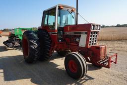 1979 International 1486 Farm Tractor