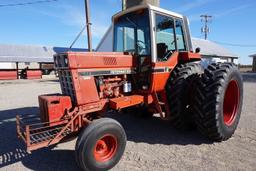 1981 International 1086 Farm Tractor
