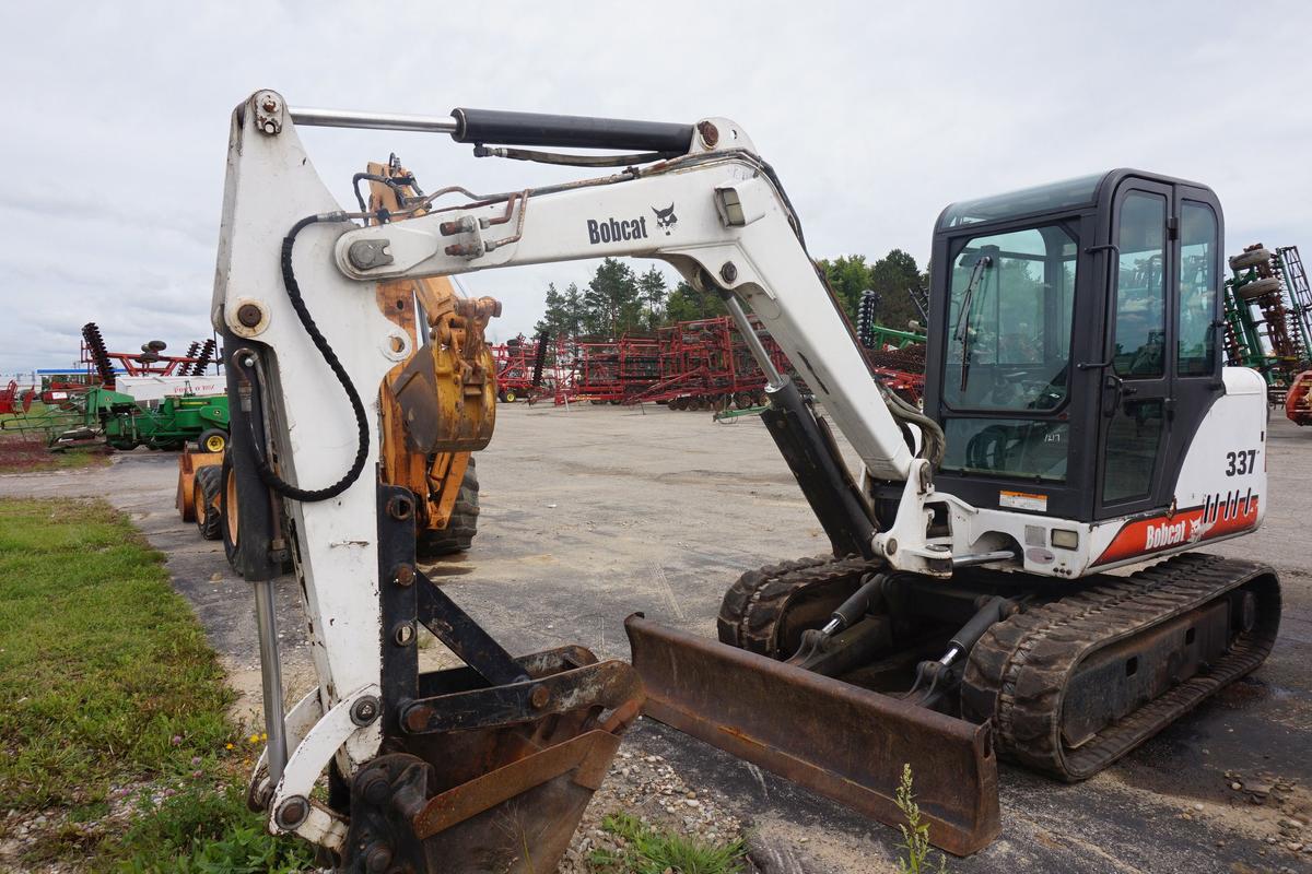 2002 Bobcat 337 Diesel Excavator