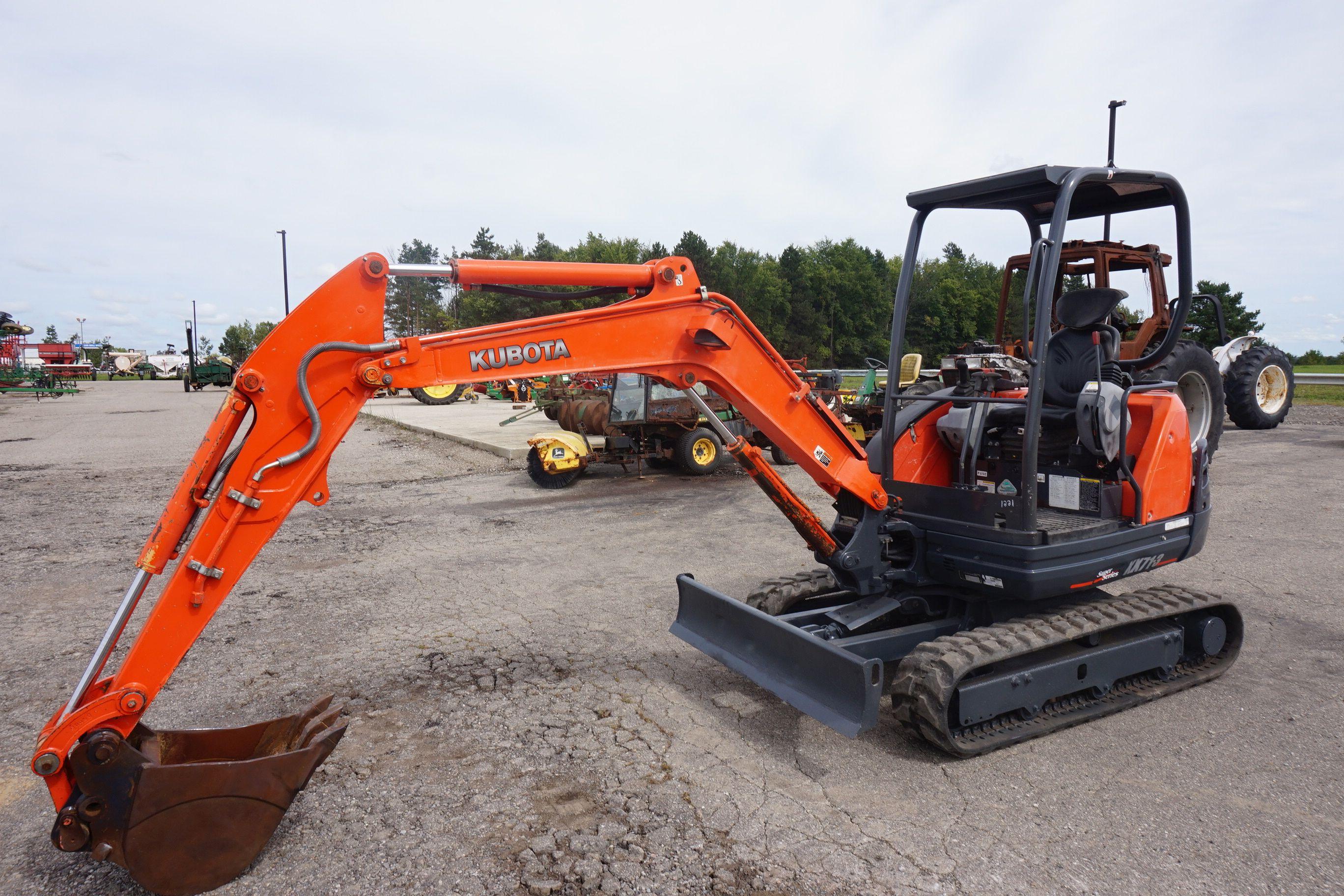 Kubota KX71-3S diesel excavator