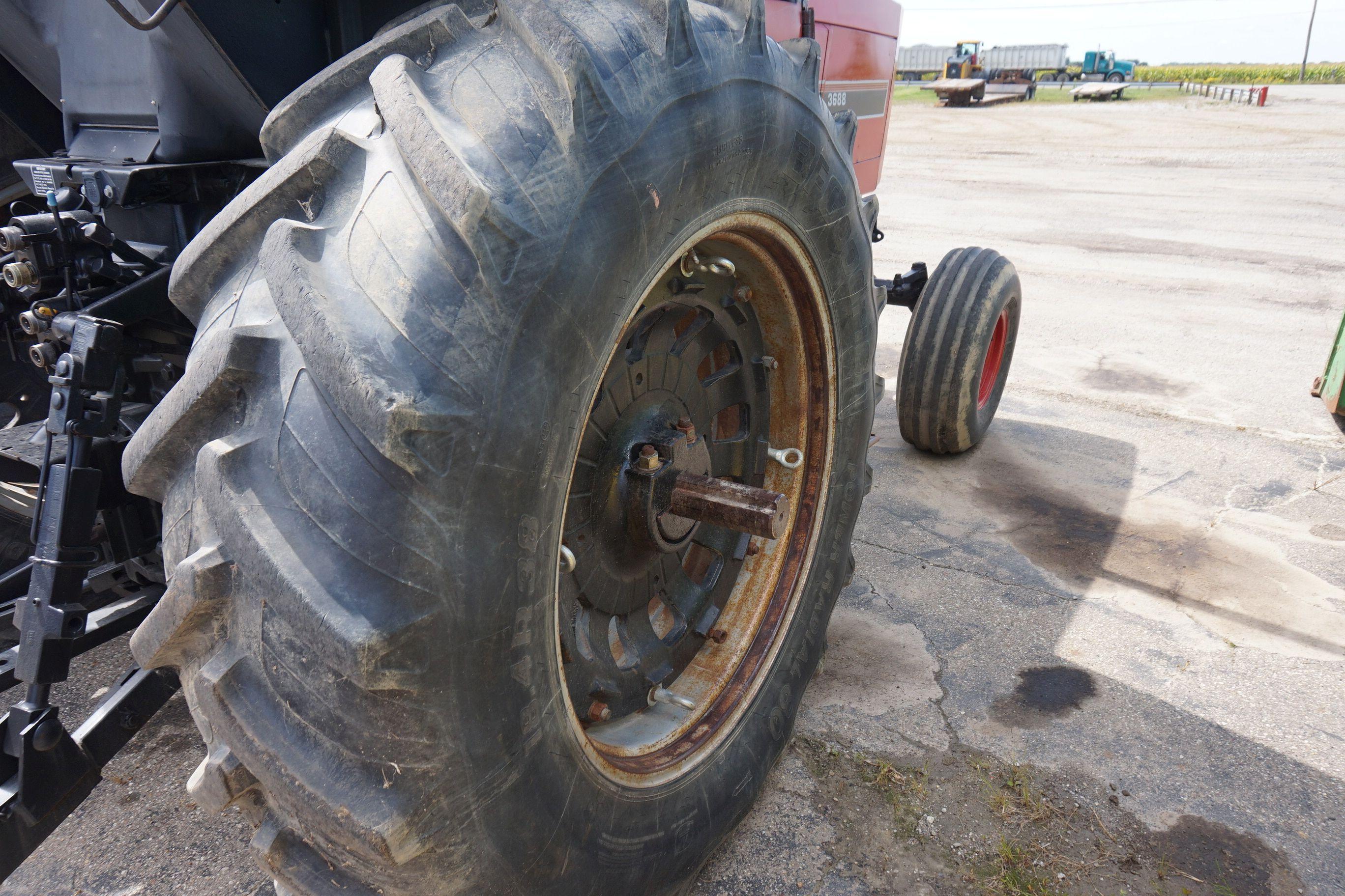 1981 International 3688 Diesel Tractor