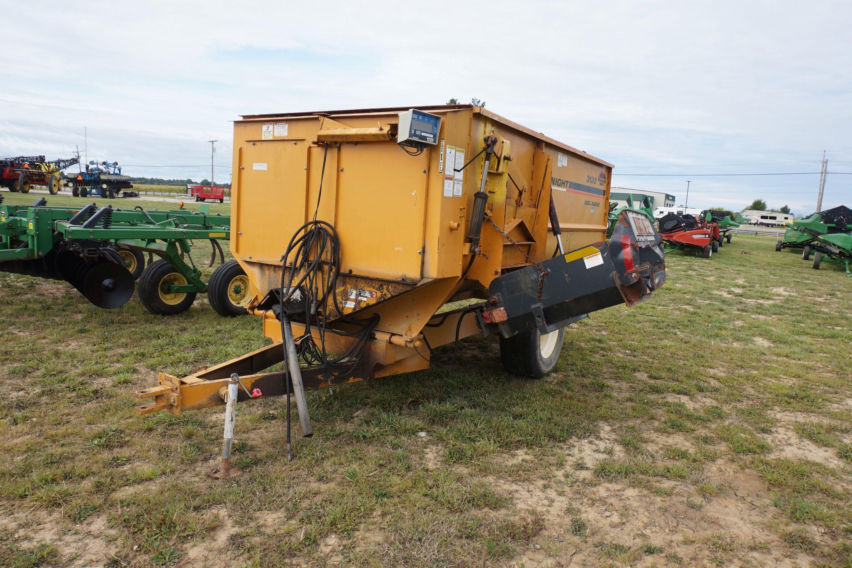 Kuhn Knight 3130 Roughage Maxx Reel Auggie Mixer