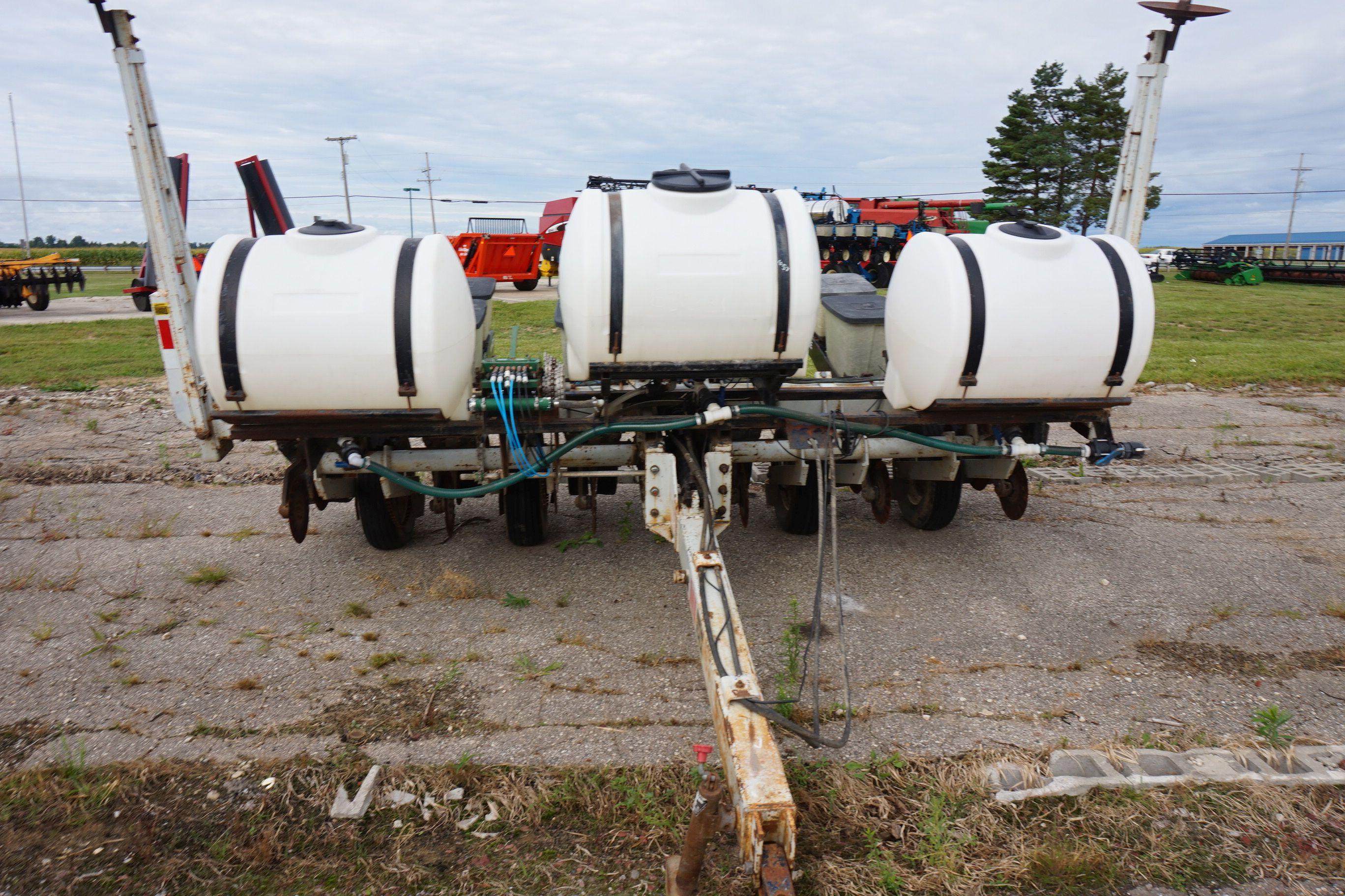 Kinze 6 Row Planter