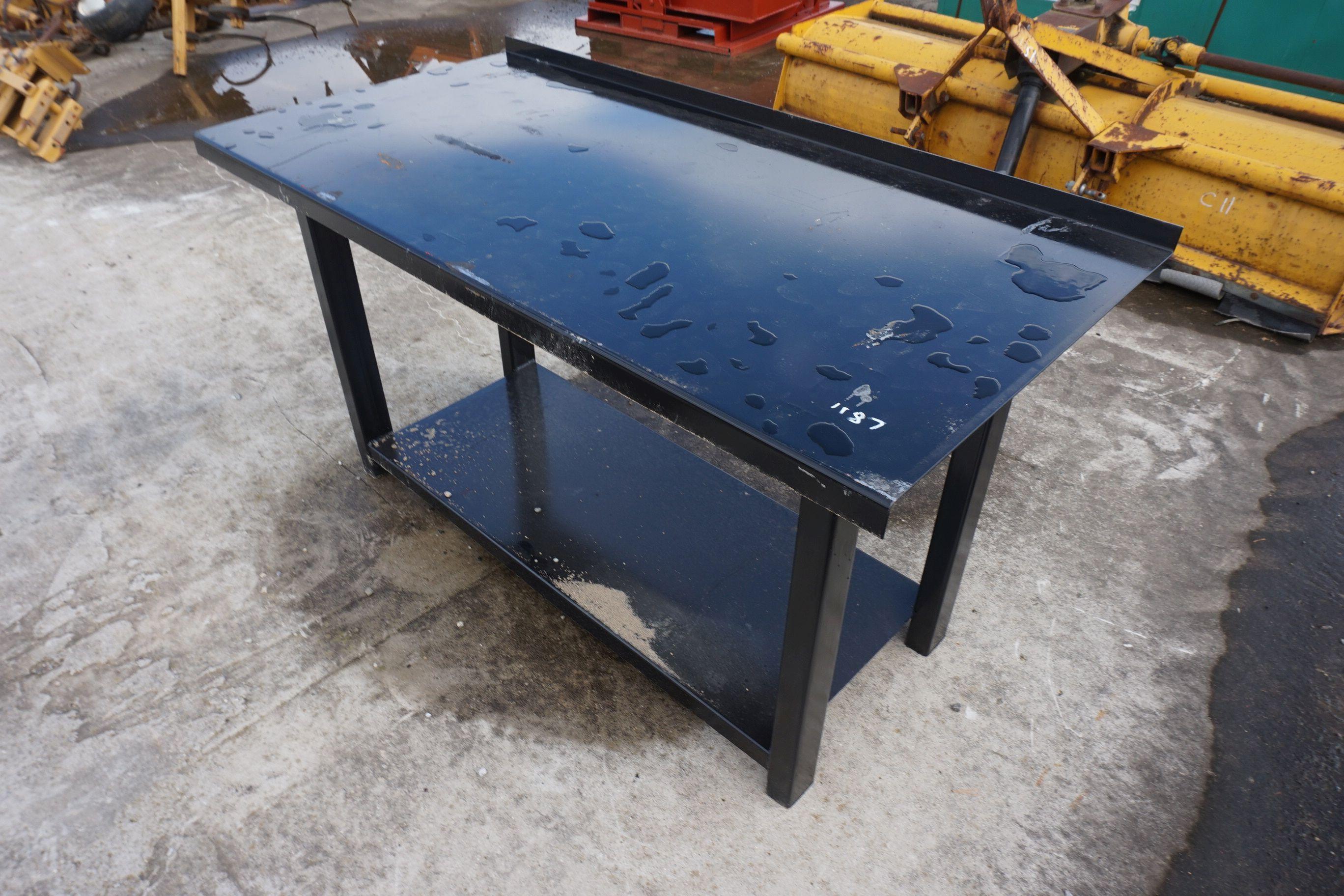 Heavy Duty Work Bench With Shelf