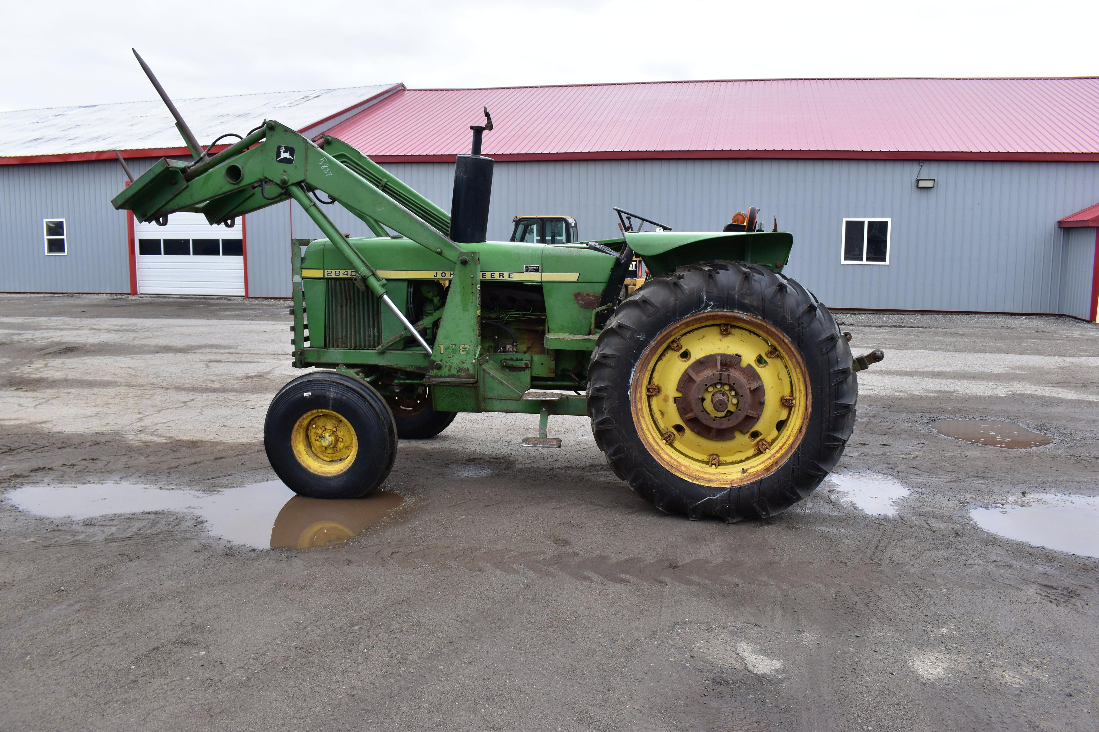 John Deere 2840 W/ 148 Loader