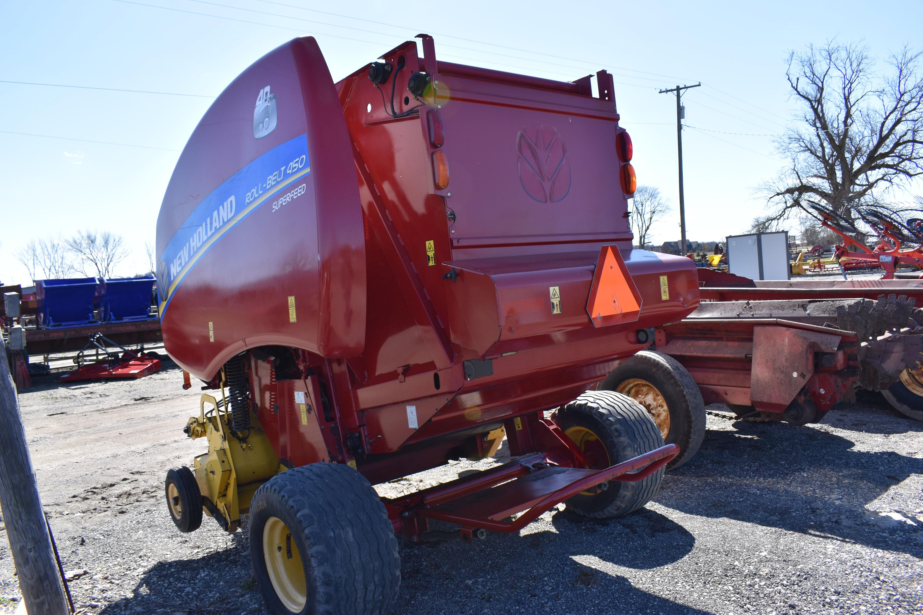 2015 New Holland Roll Belt 450