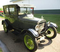 1927 Model T 2 Door Sedan Completely Restored Excellent Condition Runs Weak Spark