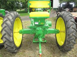 John Deere B 1950 Good Runner Decent Rubber ser. 273396