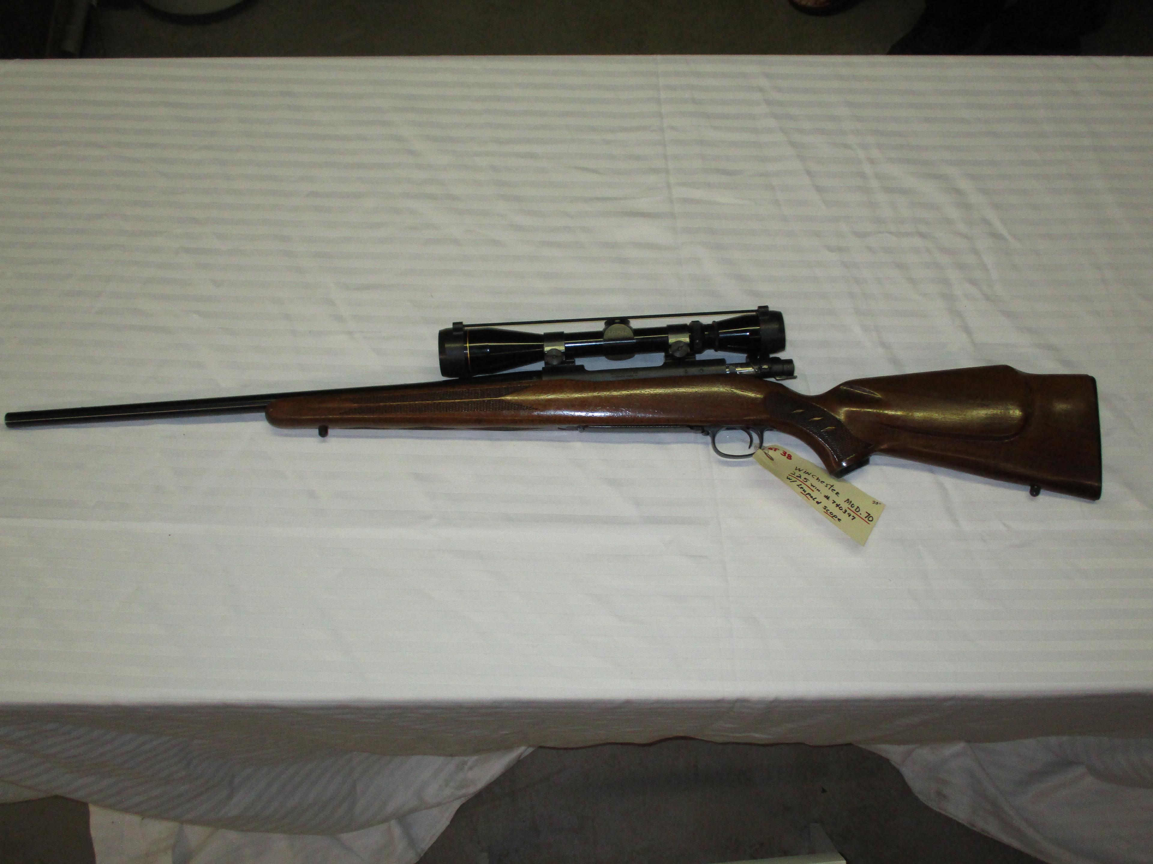 Winchester model 70 225 Win w/Leupold scope ser. 740397