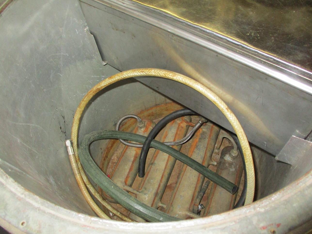 Coca Cola barrel keg 1950's on stand with original compressor inserts, lid & aluminum feet