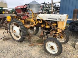 1964 IH Farmall Cub