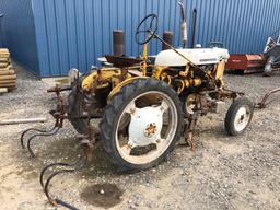 1964 IH Farmall Cub