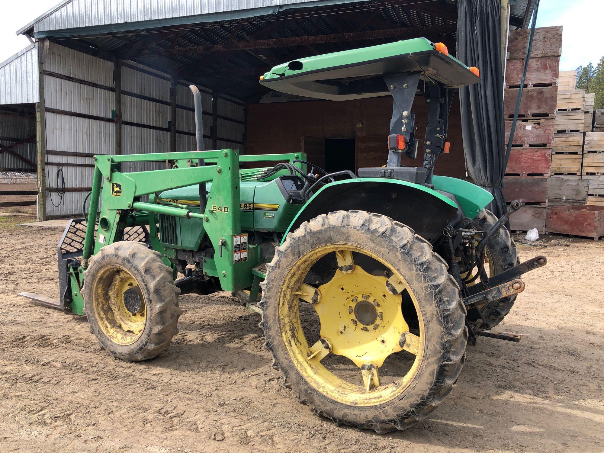 1997 JD 5400 MFWD Loader Tractor