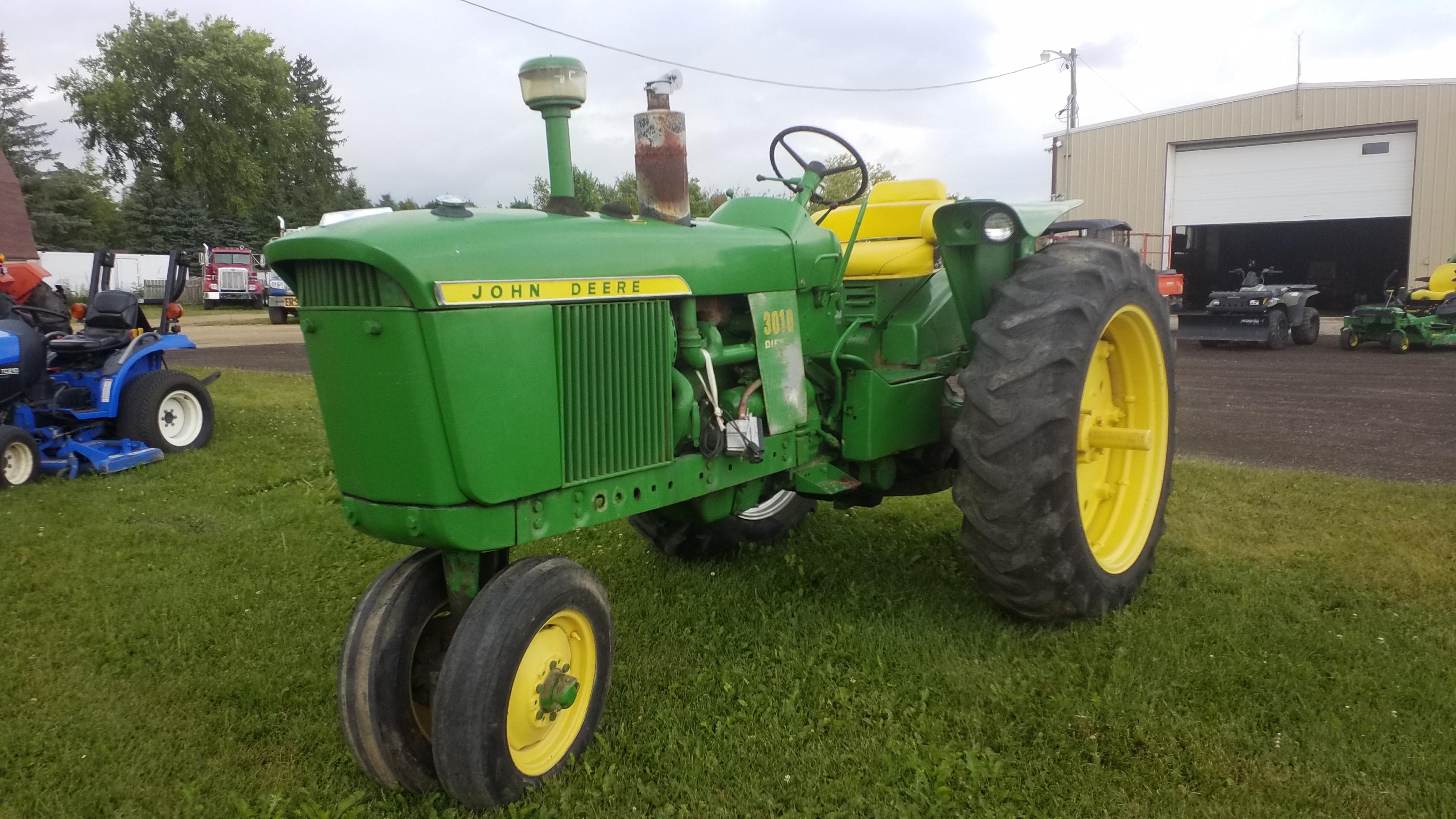 JOHN DEERE 3010D 615