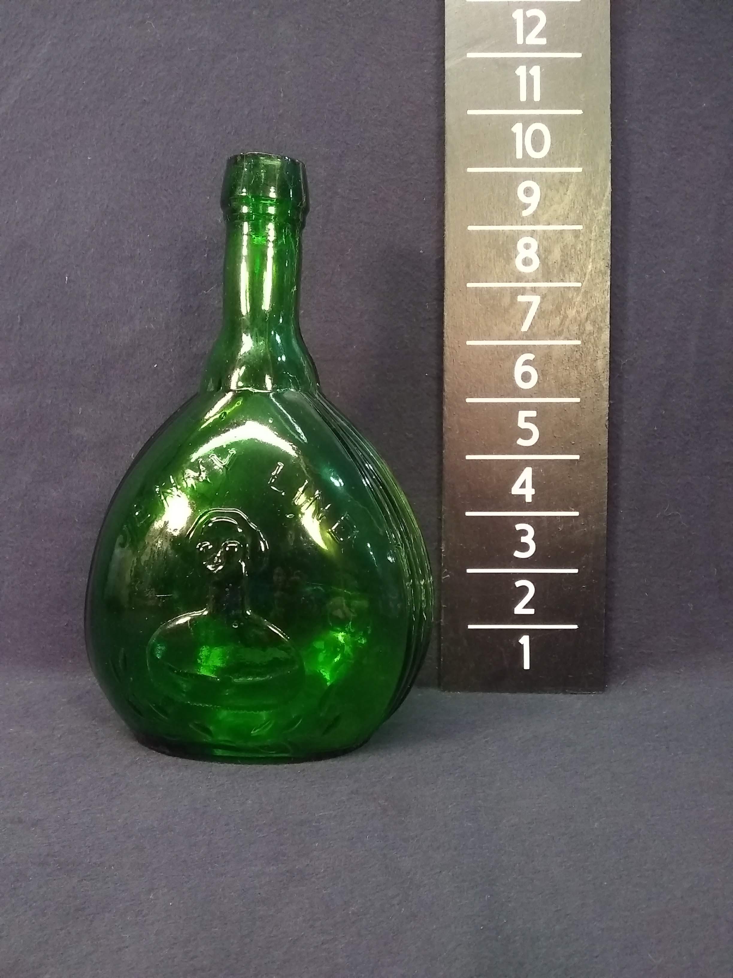 Vintage Forest Green Wheaton Jenny Lind Bottle