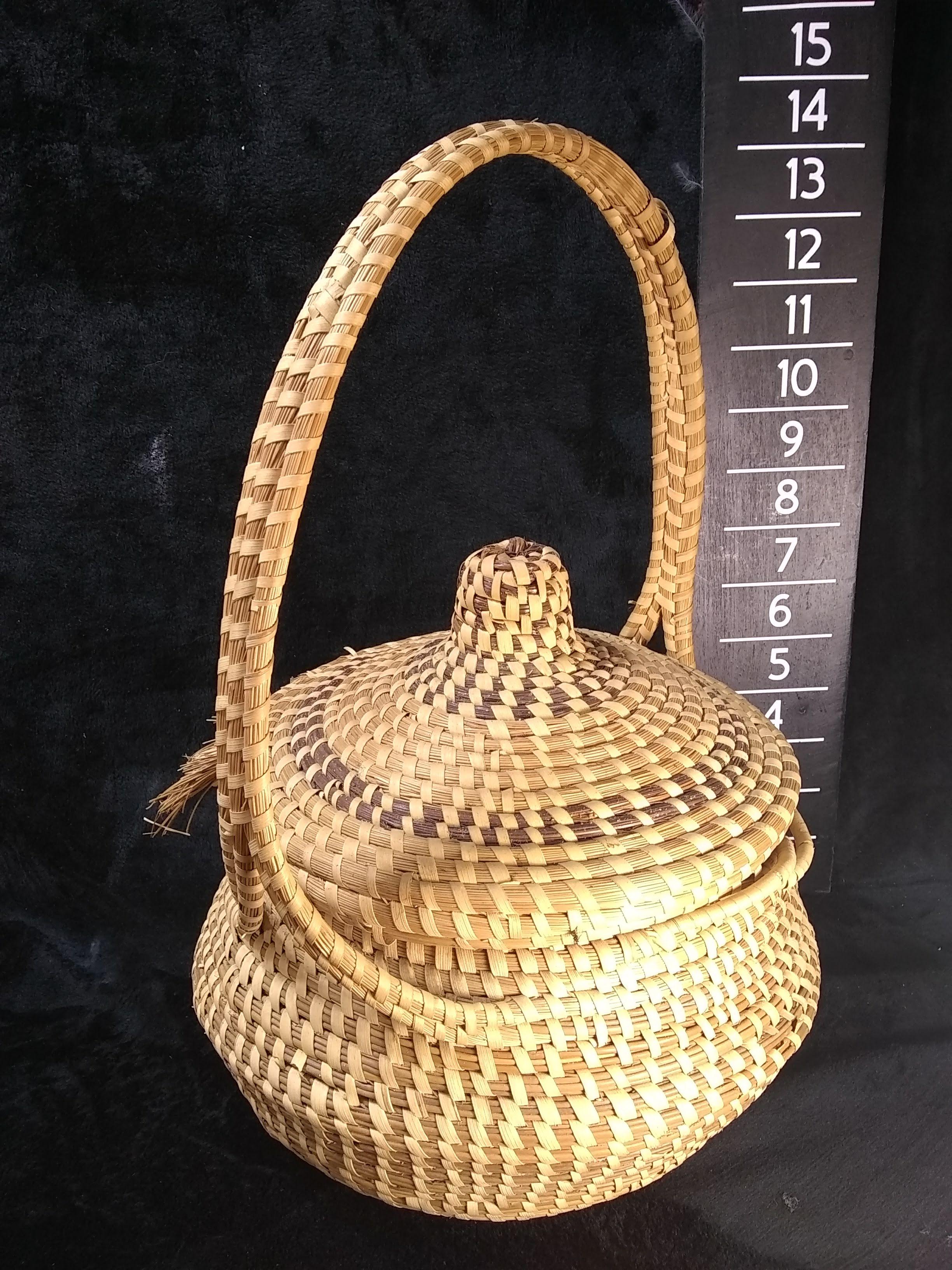 Hand Crafted Gullah Sweet Grass Lidded Handle Basket