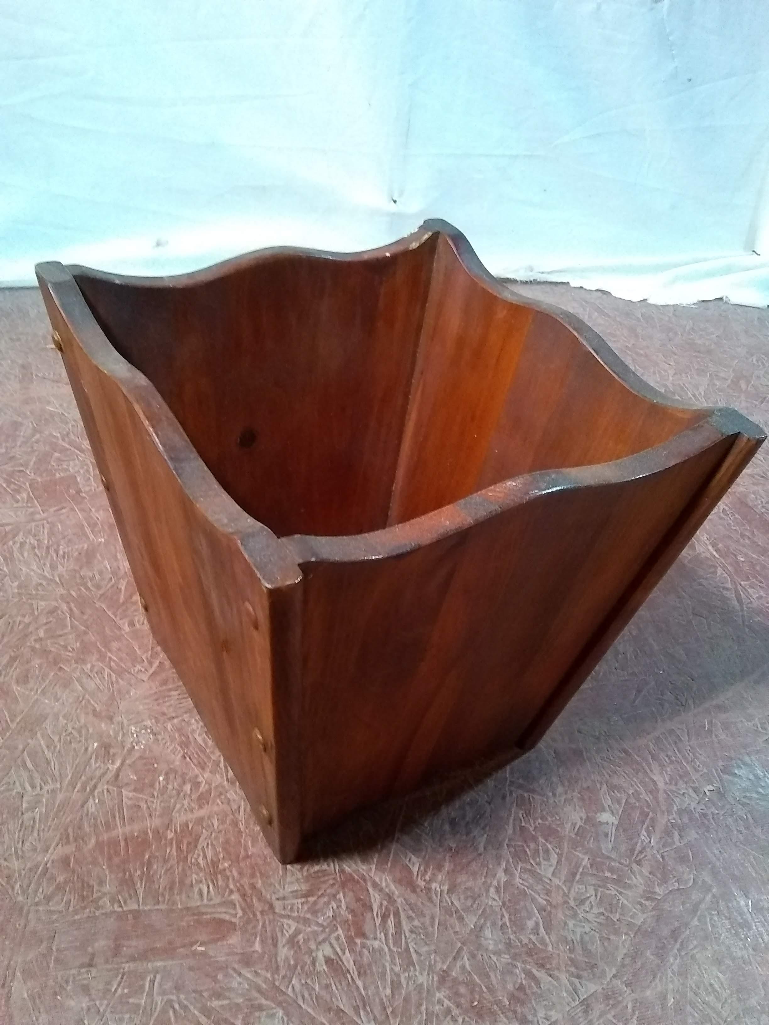 Custom Pine Planter