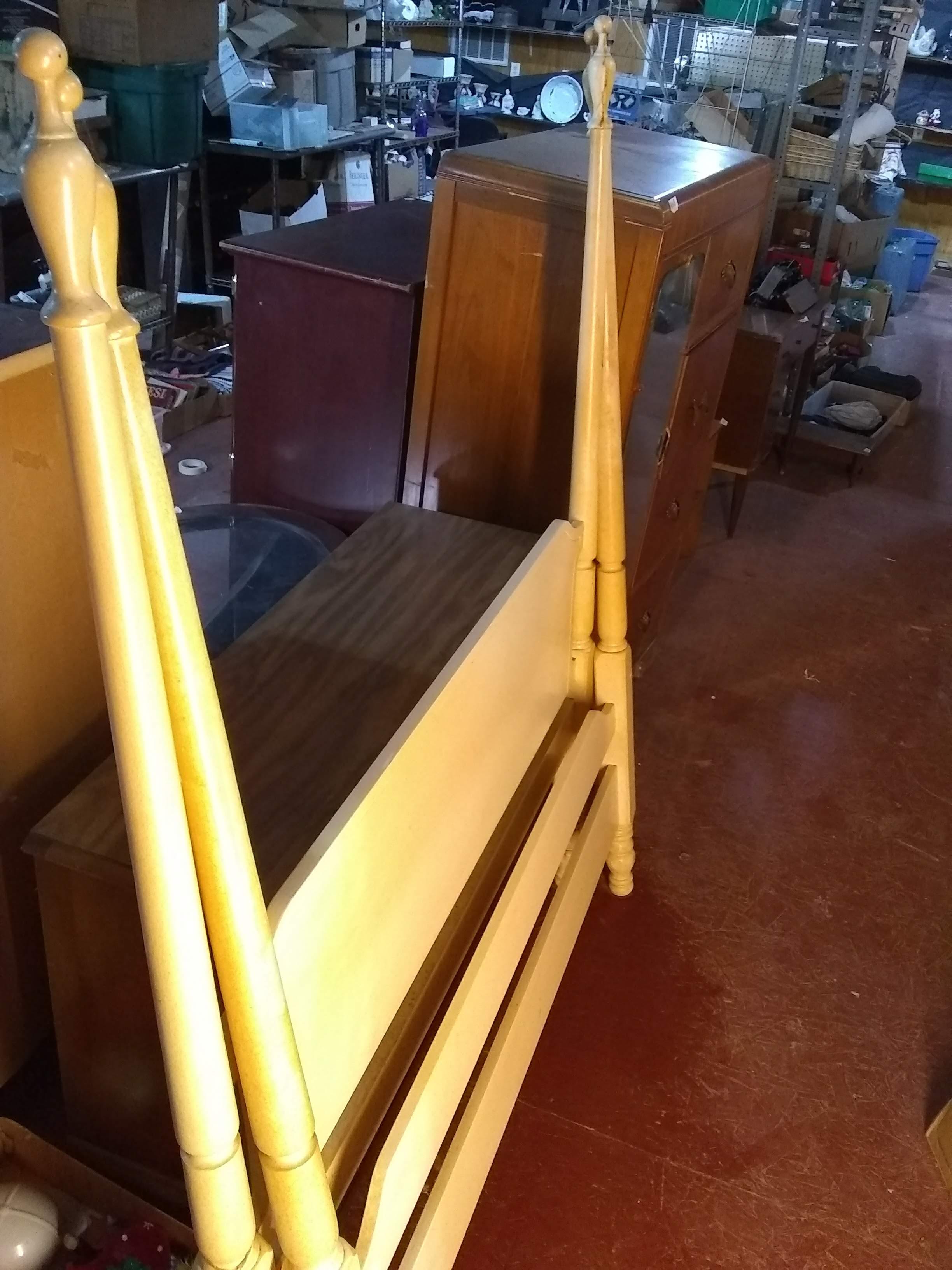 Painted Poster Bed -Double -no rails