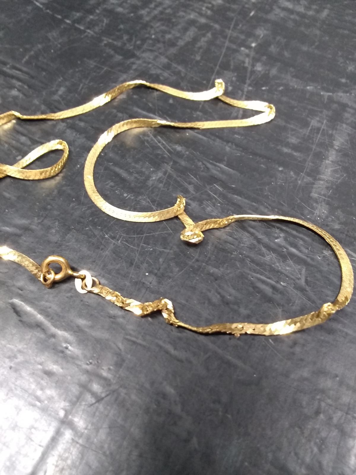 14kt Gold Italy Serpentine Necklace (as marked)